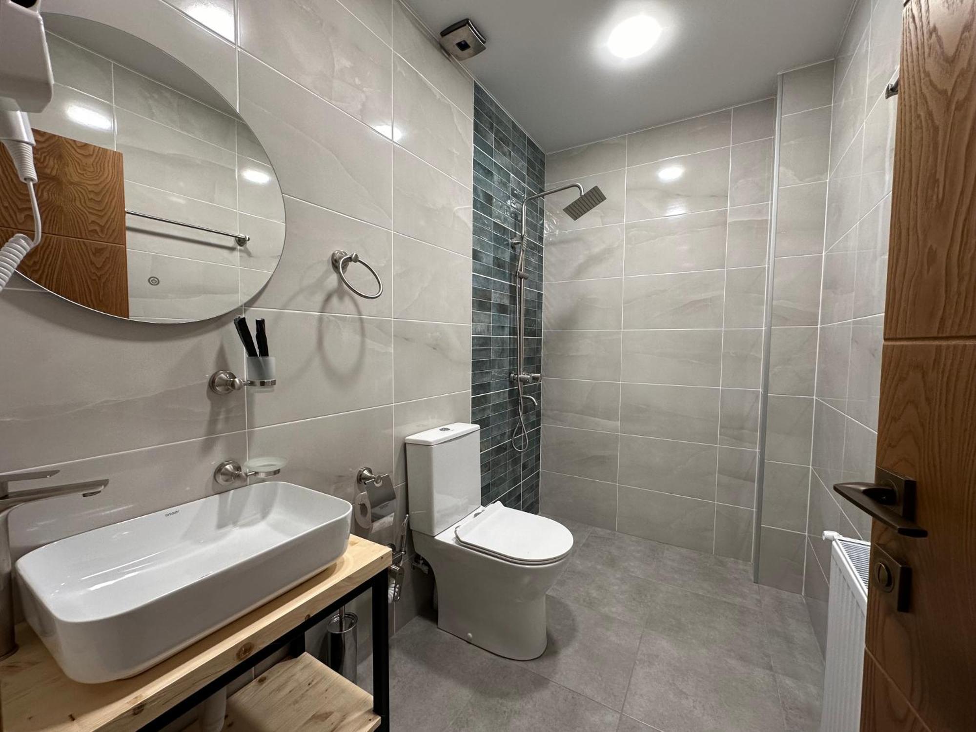 Hotel Mountime Kazbegi Eksteriør billede
