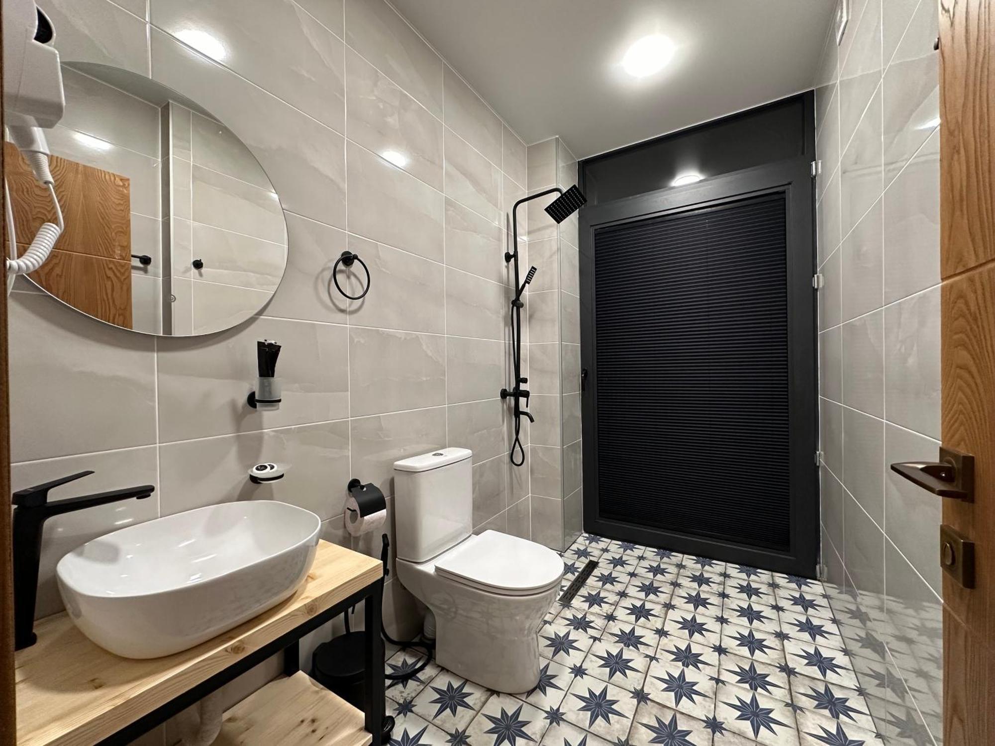 Hotel Mountime Kazbegi Eksteriør billede